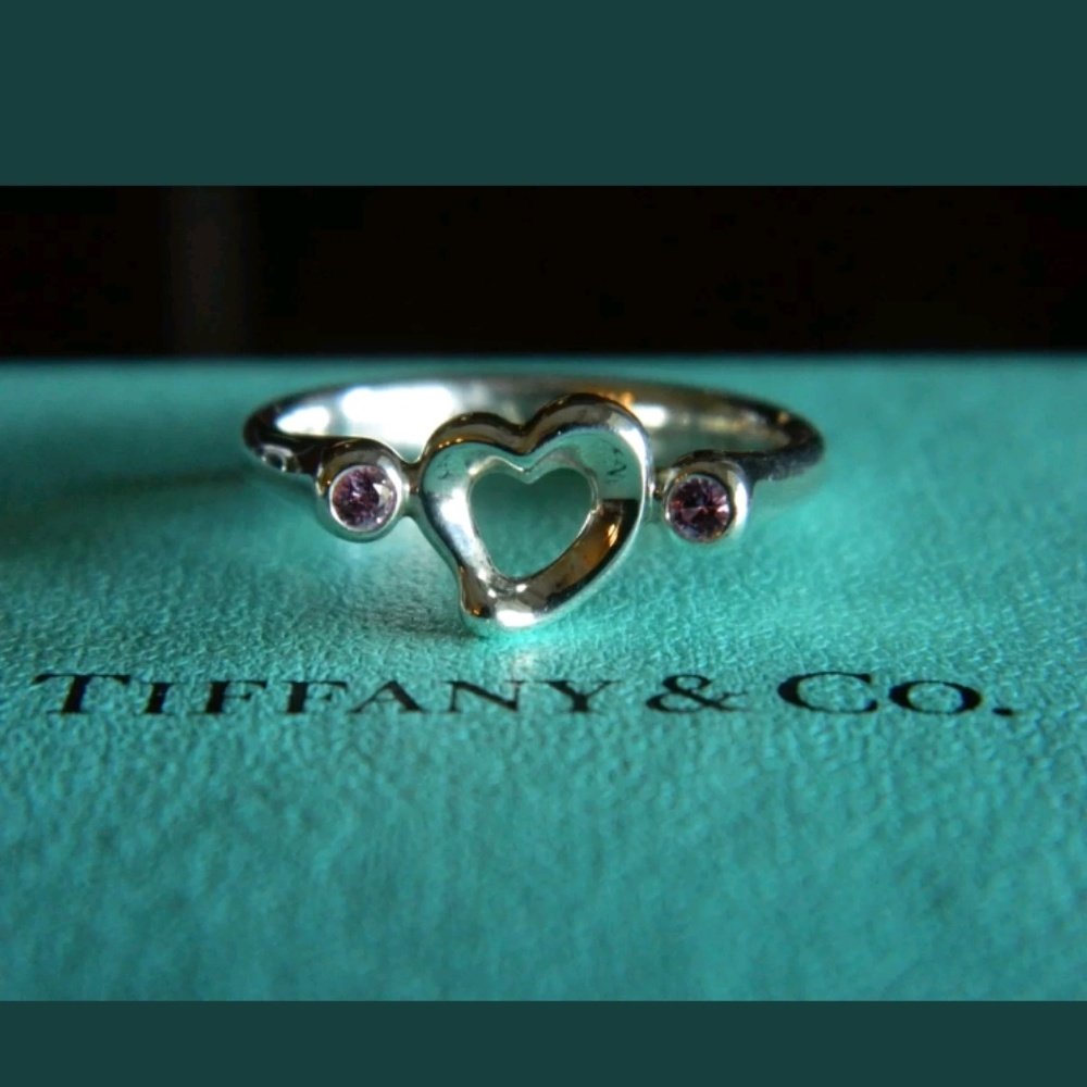 Tiffany & Co Elsa Peretti mini open heart ring!